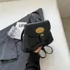 Mochila Pequeña Retro para Mujer 2026 Nueva Elegante Bolso de Doble Hombro Moda Coreana Versátil Bolso Cruzado Pequeño Bolso Simple para Mujer Tendencia