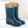Botas de lluvia Mujer Media pantorrilla Cuatro estaciones botas de lluvia de trabajo algodón cálido cocina base gruesa resistente al desgaste botas de agua antideslizantes zapatos de agua mujer