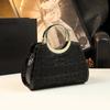 2026 Bolso de Moda Nuevo con Patrón de Cocodrilo, Sencillo y Elegante para Madres de Mediana Edad, Bolso Cruzado de Hombro de Cuero Genuino con un Toque de Lujo
