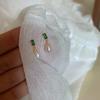 Pendientes colgantes de perlas naturales de agua dulce para mujer, exquisitos pendientes de plata S925 con aguja de circonita esmeralda, diseño de nicho Sense