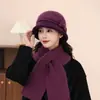 Sombrero de Moda Elegante de Invierno para Mamá con Patrón de Mariposa, Gorro de Punto Color Block, Engrosado para Calidez e Impermeable al Viento, Sombrero de Cuenca de Abuela