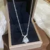 Nova joia da moda colar de aço titânio para mulheres, corrente de clavícula cravejada de zircônia requintada e elegante, pingente de luxo leve