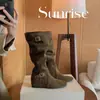 Versão em Couro com Aumento Oculto de 5cm~ Design de Fivela da Moda Estilo Coreano, Botas Empilhadas de Cano Médio para Mulheres, Botas Martin de Outono e Inverno