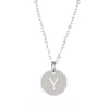 Venta caliente transfronteriza collar con letra de acero de titanio colgante redondo 26 mayúsculas en inglés collar de joyería pulida al por mayor