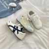 Zapatillas de Entrenamiento Alemanas Retro Otoño 2025 para Mujer Nuevas Versátiles Blancas Estilo Hong Kong Deportivas de Nicho Casuales Tendencia
