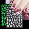 Nuevas pegatinas para uñas transfronterizas Redes sociales luminosas Invierno Navidad Blanco Encaje Copo de nieve Reno Adhesivo 3D para uñas