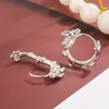 Nuevos aretes de cabeza de dragón estilo chino para hombre y mujer, únicos y elegantes con un toque de alta gama, adecuados para el uso diario, aretes vintage para el Año del Dragón