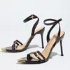 Sandálias fornecidas de fábrica 2026 novos sapatos femininos bico fino tira cruzada salto agulha salto alto sandálias sexy para mulheres venda quente transfronteiriça