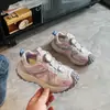 Nuevos zapatos deportivos de malla transpirable, con diseño de hebilla giratoria, para niñas y niños; zapatos casuales con suelas suaves, tenis estilo chunky y suelas antideslizantes para niños, adecuados para usar en otoño
