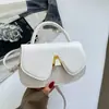 Nova bolsa de mão feminina vintage para vendas transfronteiriças, bolsa de mão elegante, bolsa transversal simples, bolsa de ombro feminina de grande capacidade, bolsa feminina para o dia a dia