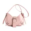 Bolso de Silla Estilo Motocicleta de Moda 2026 Nuevo Moda Chica Caliente Bolso para Mujer Casual de Gama Alta para Viajes Diarios Bolso Cruzado de Moda