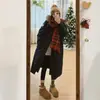Chaqueta larga de plumón retro americana con cuello grande de pelo para mujer, parka de algodón gruesa nueva de invierno 2026