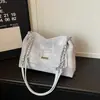 2026 Nova Bolsa de Ombro Casual Simples Xadrez Estilo Coreano, Bolsa de Ombro e Transversal Versátil de Alta Qualidade e Grande Capacidade