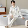 Cárdigan largo de manga larga y pantalón largo para hombre al por mayor, pijama de algodón puro, ropa de casa casual de dibujos animados para otoño, conjunto de dos piezas