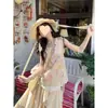 Novo Conjunto de Saia com Estampa Floral Estilo Absolutamente Falso de Verão Roupa Menina Conjunto Completo Vestido Camisola Doce Rejuvenescedor Mulheres