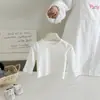 2026 Halloween Europeo y Americano Estilo Nuevo Pelele para Bebé Mono de Manga Larga con Gorro y Calcetines Juego de Tres Piezas Atuendo con Capucha de Moda