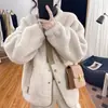 Abrigo de imitación para mujer, nuevo estilo de invierno, corte holgado, efecto adelgazante, diseño de cuello alto, único y elegante, rejuvenecedor, engrosado, simple pero no minimalista
