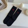 Calcetines Ins Sencillos de Primavera y Otoño para Mujer Coreanos Talón AB Carta de Amor Bordados Calcetines de Tubo Medio Blancos Apilados