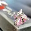 Anillo Versa Bright Pequeña Princesa Dulce Fresco Regalo Chapado con Circonio de Granada de 18K Seiko Lujo Ligero Abierto para Niñas