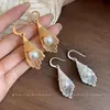 Pendientes de aro de encaje hueco con circonita de lujo ligero estilo francés con un diseño único, exquisitos y versátiles, pendientes elegantes