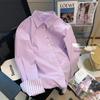 Camisa Polo Roxa Listrada com Emendas para Mulheres Primavera 2025 Nova Camisa Solta Casual de Manga Comprida com Design de Nicho