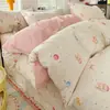 Juego de Cama de Cuatro Piezas de Algodón Lavado Estilo Nuevo 2026 con Estampado Lindo para Dormitorio del Hogar y Dormitorio Estudiantil