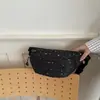 2026 Nueva Bolso Cruzado Pequeño de Nailon Bolso Cruzado de Hombro de Moda Bolso de Cintura Ligero Simple Estampado Accesorio Bolso de Pecho de Hombro Único