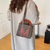 Bolso de Mano Cruzado al Hombro de Alta Gama con Textura, Moda de Invierno 2026, Elegante, Versátil, Sencillo, Casual