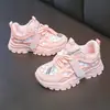 Zapatos Deportivos Infantiles 2024 Otoño Nuevas Llegadas Zapatos de Niña Malla Casual Zapatos de Papá Niños Transpirables Zapatos Blancos Pequeños para Correr