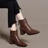 Comercio Exterior Otoño/Invierno Nuevo Estilo Adelgazante Estilo Británico Tacón Alto Botas de Moda Retro Tacón Grueso Botas Martin Puntera Cuadrada Botas Ajustadas Mujer