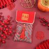 Nuevos Sobres Rojos de Boda de Brocado con Diseño Creativo, Sobres Rojos de Tela de Brocado con Exquisita Artesanía de Bordado, Venta al por Mayor