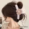 Pinza de garra de felpa para otoño e invierno, estilo elegante, para cabello fino en la nuca, pinza para el cabello de tamaño mediano para mujer, accesorio para el cabello tipo pinza de tiburón
