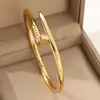 Pulseira de Aço Titânio Não Desbota, Pulseira de Amor Trevo de Quatro Folhas Não Desbota, Joias de Aço Inoxidável de Moda de Alta Qualidade Versáteis Atacado