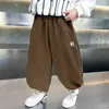 2203 Pantalones Deportivos de Otoño para Niños Estilo Callejero Pantalones de Primavera y Otoño para Niños 2026 Ropa Nueva para Niños Pequeños Ropa de Otoño Pantalones de Chándal Modernos