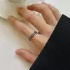 Anel Doce e Fresco em Forma de Cruz para Mulheres, Estilo Vintage Desgastado, Anel Aberto Ajustável Tendência Dongdaemun, Atacado
