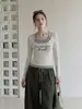 Camiseta feminina de manga comprida com gola quadrada e estampa de bolinhas brancas, top estilo halter falso de duas peças, outono 2026