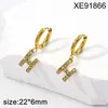 Pendiente de Letra Completa de Diamante PVD Dorado Acero de Titanio Pendientes Nicho Europeo y Americano Lujo Ligero Circonita Incrustada Ear Cuff Mujer Transfronterizo