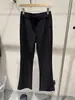 Pantalones Casuales Negros de Banda Ligeramente Acampanados de Cintura Alta