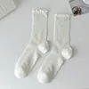 Calcetines Grises Estilo Ballet Miu para Mujer, Calcetines Finos de Media Pantorrilla para Primavera y Verano con Bordes Fruncidos, Combinados con Calcetines Slouch Estilo Mary Jane para Mujer