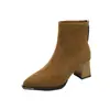 2026 Novas Botas de Cano Curto com Bico Fino Femininas Botas Emagrecedoras Outono Inverno Salto Bloco Moda Botas Elásticas de Camurça Cano Curto Moda Botas Femininas