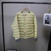 [Bizheng] Nueva Chaqueta de Plumas con Cuello Redondo y Canalé Estilo Coreano Otoño/Invierno 2025 para Mujer, Abrigo Ligero de Algodón para Figuras Pequeñas 5499