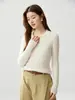 Temperamento Intelectual~Suéter de Cashmere Gola Alta Light Luxury Manga Longa Feminino Slim Fit Canelado para o Trabalho Camada Base Simples de Tricô