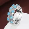 Anillo de Zirconia Curvo Elegante con Piedra Preciosa Azul Real, Lujo Ligero, Dulce y Versátil, Cobre Puro, Exclusivo para Ventas Transfronterizas