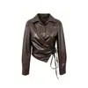 Camisa de PU con Cordones para Mujer con Cuello de Solapa, Dobladillo Abotonado y Diseño Irregular, Exclusivamente para la Venta Transfronteriza de Chaquetas de Cuero para Mujer