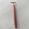 Barra de oro de 24k exclusiva transfronteriza Barra de belleza eléctrica tipo T para adelgazar el rostro Instrumento de belleza para masaje facial Barra de masaje dorada