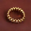 Anillos de Diseño con Remaches de Moda Transfronterizos Europeos y Americanos, Estilo Minimalista, Anillos de Dedo Índice de Gama Alta, Venta Directa del Fabricante