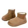 Botas de Neve Batatinha com Solado Grosso Femininas 2026 Chegada Nova de Inverno Veludo Plus Couro e Pelo Integrados Sapatos de Algodão Birkenstock Femininos Antiderrapantes
