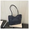 2026 Nova Bolsa de Ombro Único Simples Tendência de Alta Qualidade Bolsa de Grande Capacidade para o Dia a Dia Bolsa Tote Moda Retro de Verão Bolsa Feminina