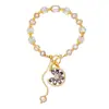 25 Nuevo Colgante de Margarita de Circonita de Colores Otoño e Invierno Hebilla Ot de Perla de Agua Dulce Pulsera de Cristal Collar Dulce Lujo Accesible Sentido de Alta Gama