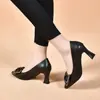 Scarpins Femininos Salto Agulha Moda Primavera 2026 Bico Fino Laço Boca Rasa Versátil Salto Médio para Usar com Saias